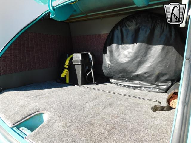 Photo of 1948 Turquois Chevrolet Stylemaster