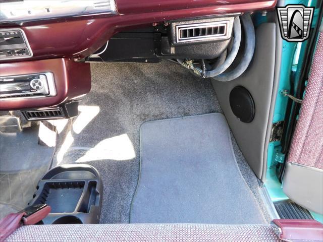 Photo of 1948 Turquois Chevrolet Stylemaster