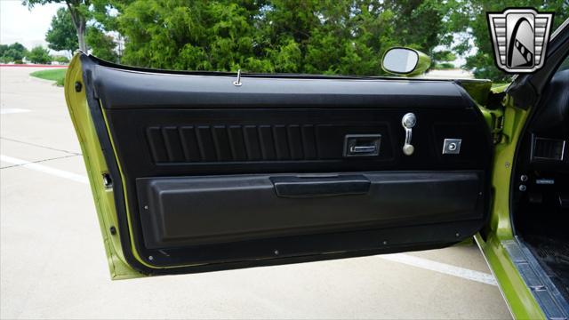 Photo of 1971 Lime Chevrolet Camaro
