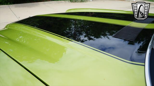 Photo of 1971 Lime Chevrolet Camaro