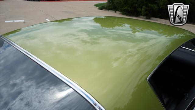 Photo of 1971 Lime Chevrolet Camaro