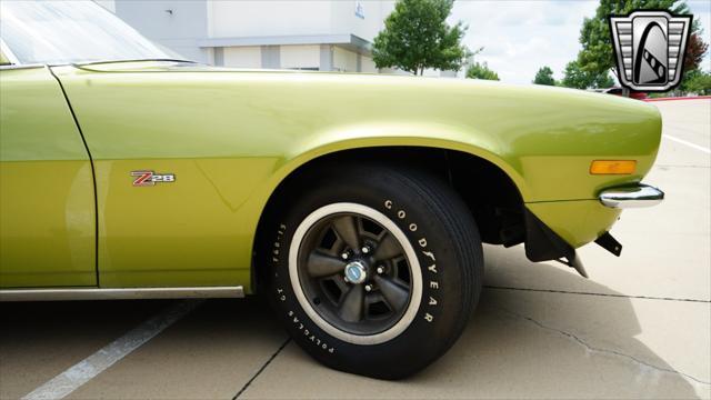 Photo of 1971 Lime Chevrolet Camaro