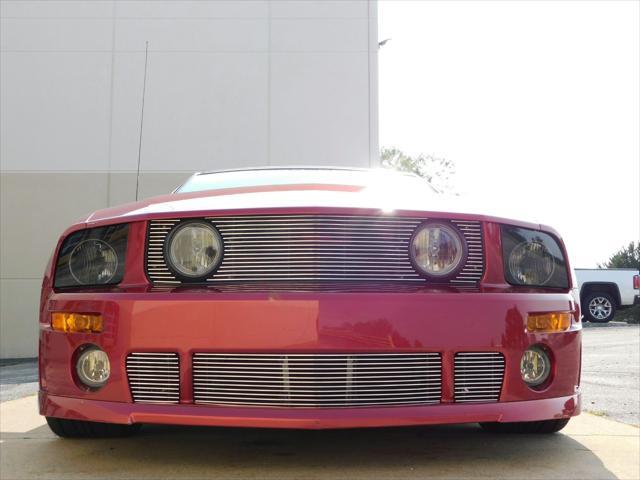 Photo of 2005 Red Ford Mustang