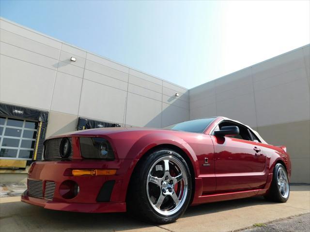 Photo of 2005 Red Ford Mustang