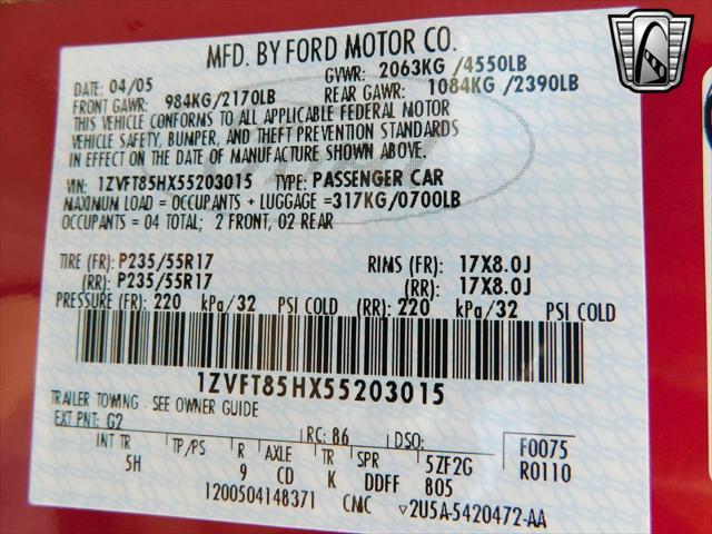 Photo of 2005 Red Ford Mustang