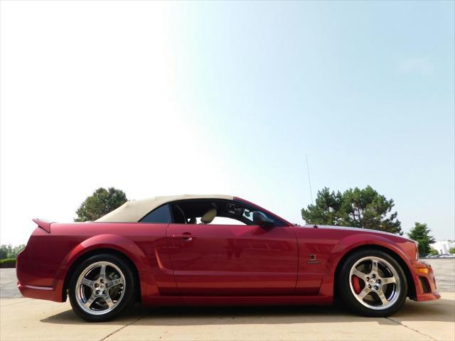 Photo of 2005 Red Ford Mustang