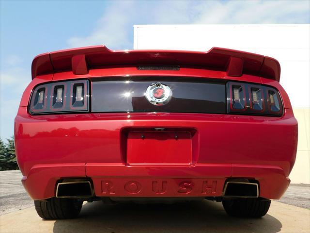 Photo of 2005 Red Ford Mustang