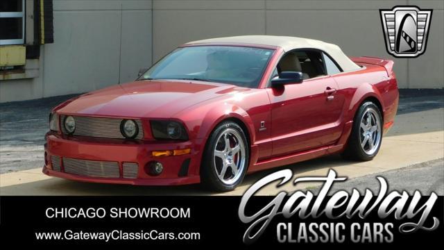 Photo of 2005 Red Ford Mustang