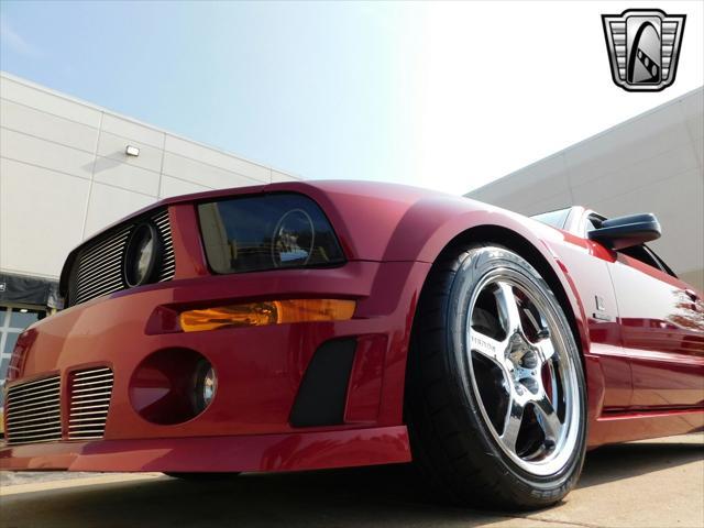 Photo of 2005 Red Ford Mustang
