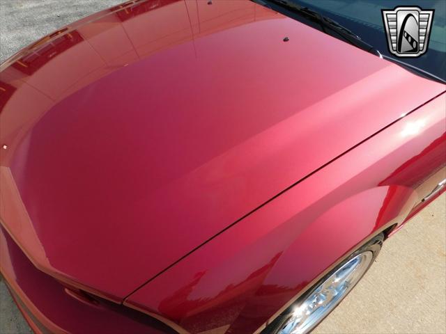 Photo of 2005 Red Ford Mustang