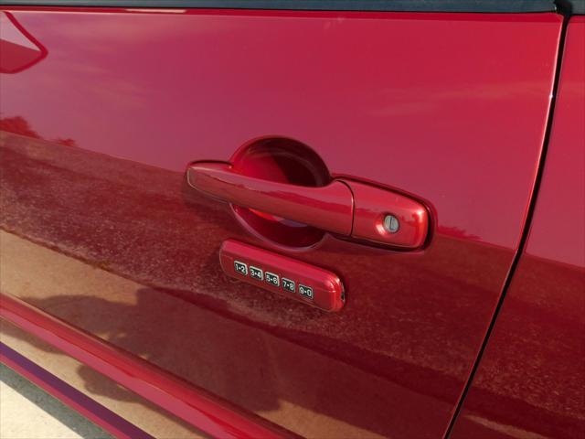 Photo of 2005 Red Ford Mustang