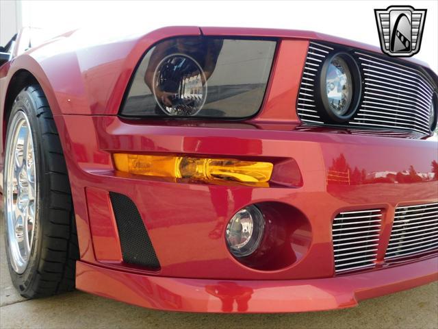 Photo of 2005 Red Ford Mustang