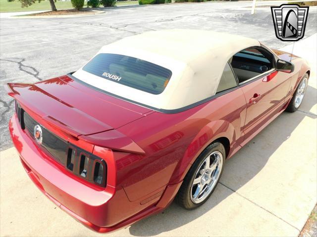 Photo of 2005 Red Ford Mustang