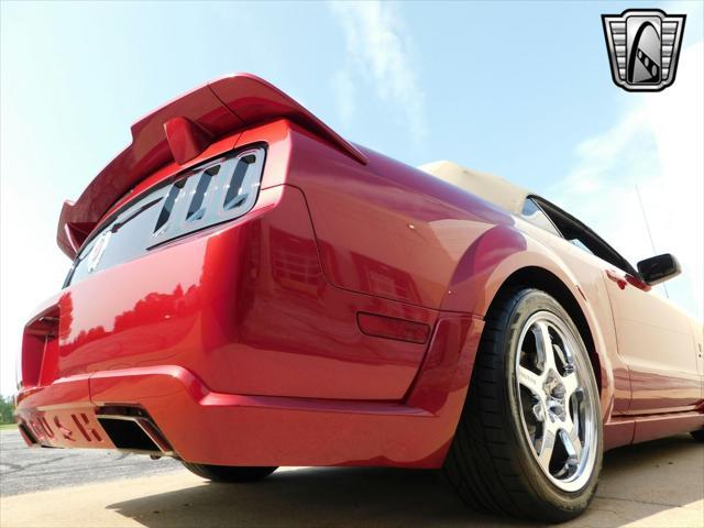 Photo of 2005 Red Ford Mustang