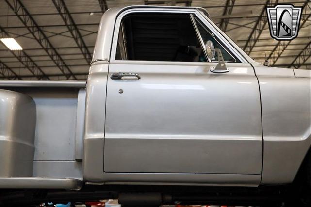 Photo of 1972 Gray Chevrolet C10/K10