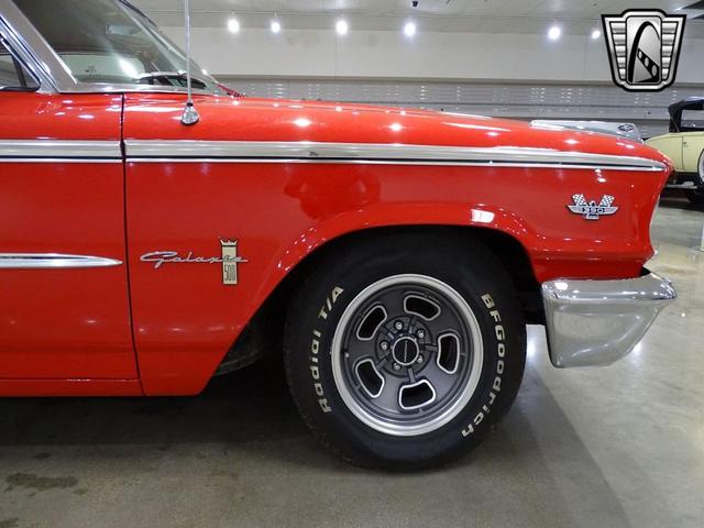 Photo of 1963 Red Ford Galaxie
