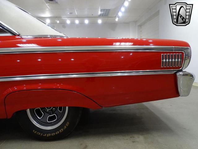 Photo of 1963 Red Ford Galaxie