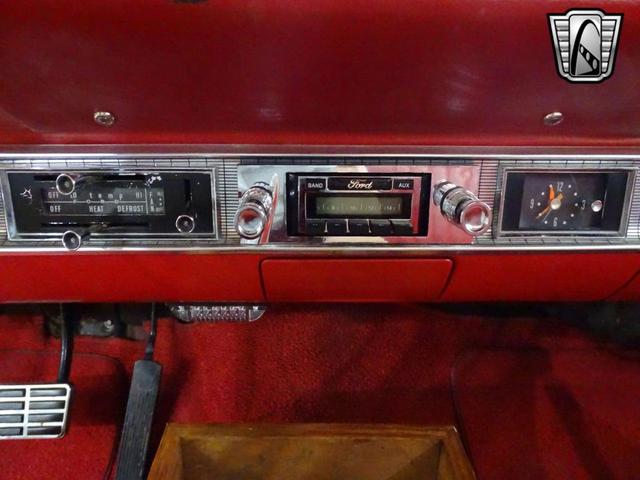 Photo of 1963 Red Ford Galaxie