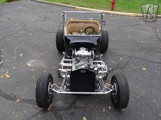 Photo of 1922 Black Ford Model T