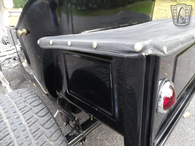 Photo of 1922 Black Ford Model T