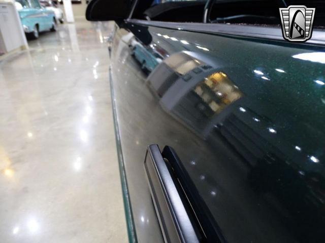 Photo of 1992 Green Chevrolet Camaro