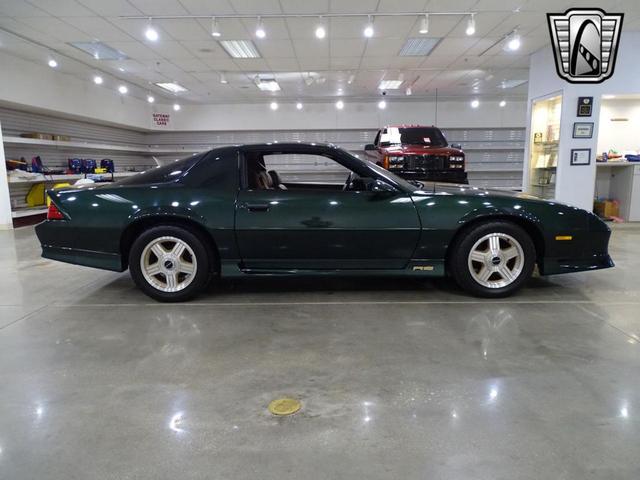 Photo of 1992 Green Chevrolet Camaro