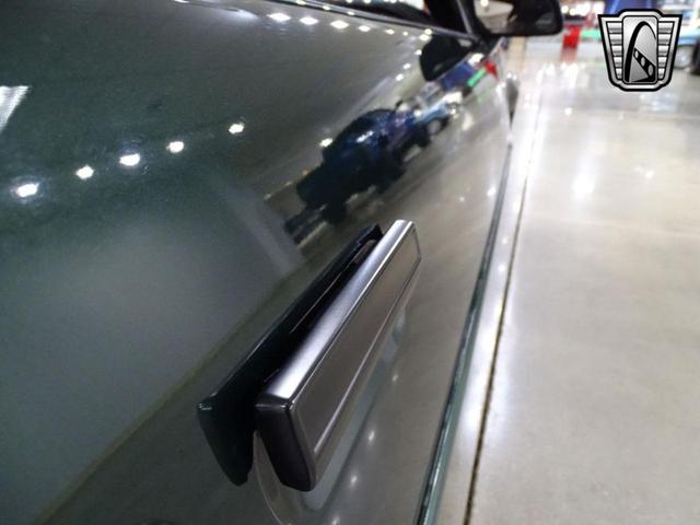 Photo of 1992 Green Chevrolet Camaro