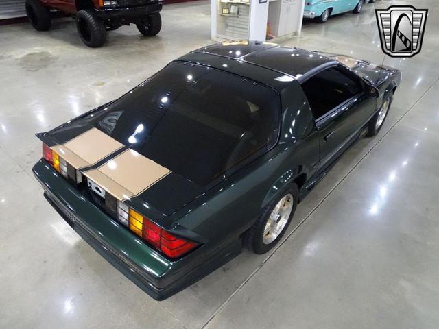 Photo of 1992 Green Chevrolet Camaro
