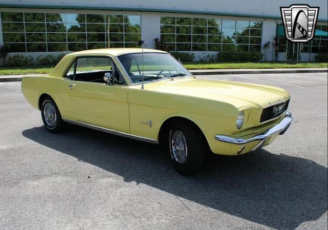 Photo of 1966 Yellow Ford Mustang