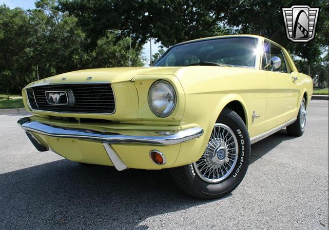 Photo of 1966 Yellow Ford Mustang