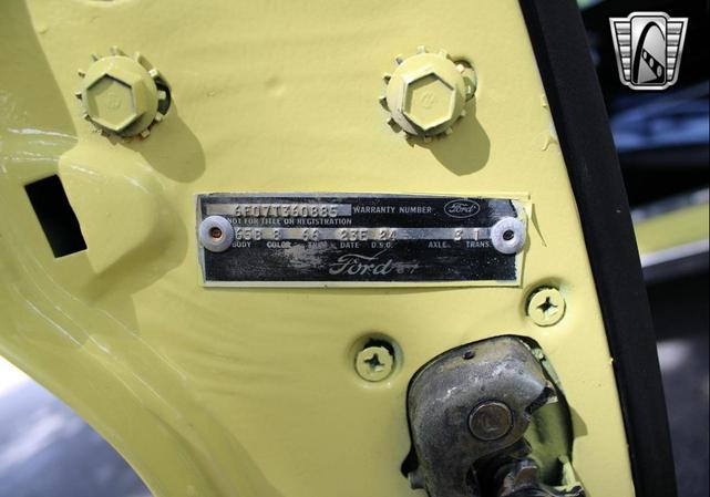 Photo of 1966 Yellow Ford Mustang