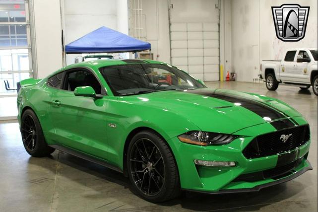 Photo of 2019 Green/Black Stripe Ford Mustang