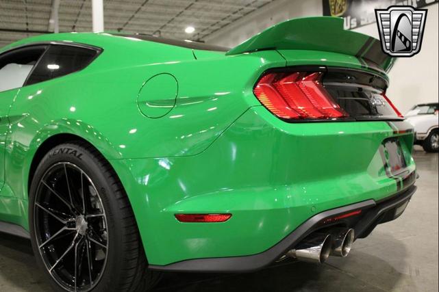 Photo of 2019 Green/Black Stripe Ford Mustang