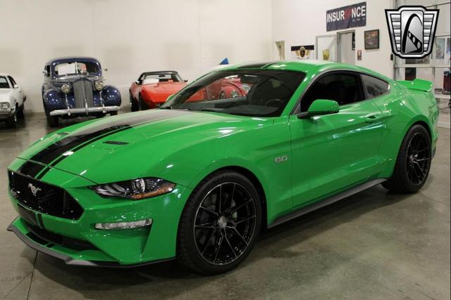 Photo of 2019 Green/Black Stripe Ford Mustang