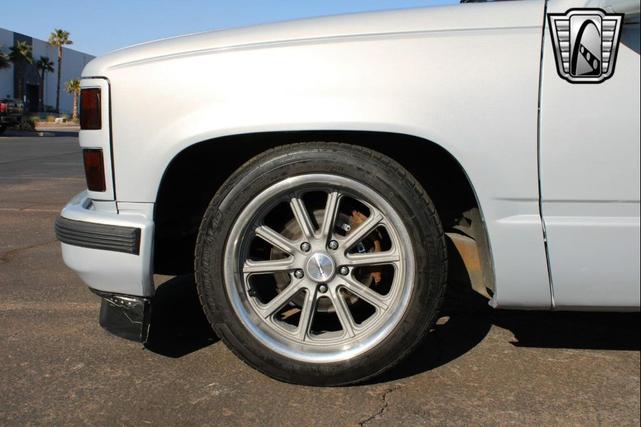 Photo of 1992 Gray Chevrolet 1500
