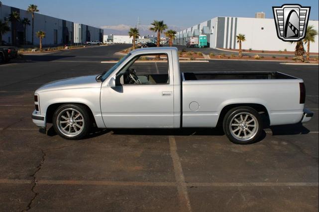 Photo of 1992 Gray Chevrolet 1500