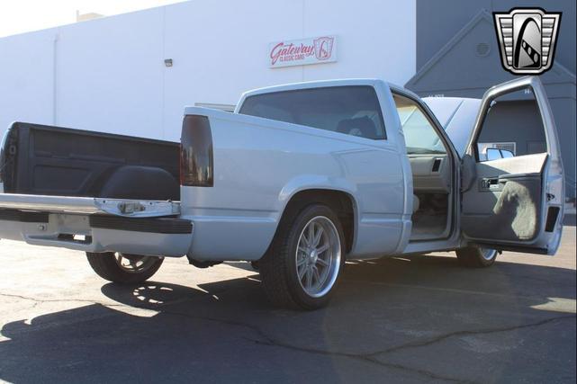 Photo of 1992 Gray Chevrolet 1500