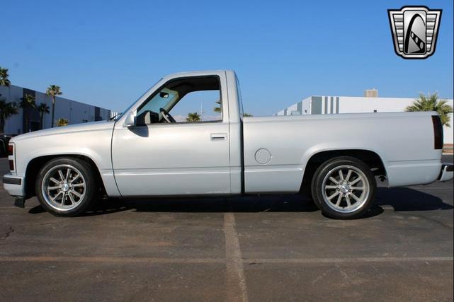 Photo of 1992 Gray Chevrolet 1500