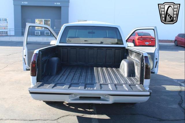 Photo of 1992 Gray Chevrolet 1500