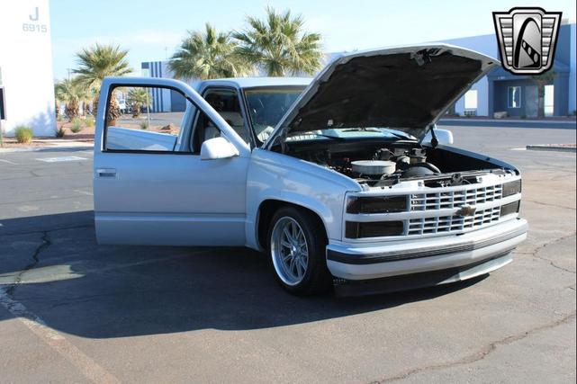 Photo of 1992 Gray Chevrolet 1500