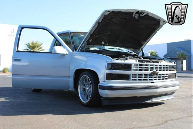 Photo of 1992 Gray Chevrolet 1500