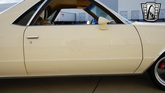 Photo of 1980 Cream Chevrolet El Camino