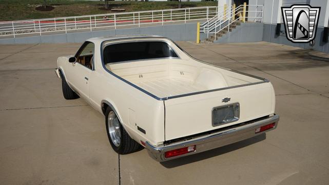 Photo of 1980 Cream Chevrolet El Camino