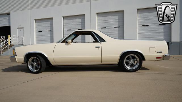 Photo of 1980 Cream Chevrolet El Camino