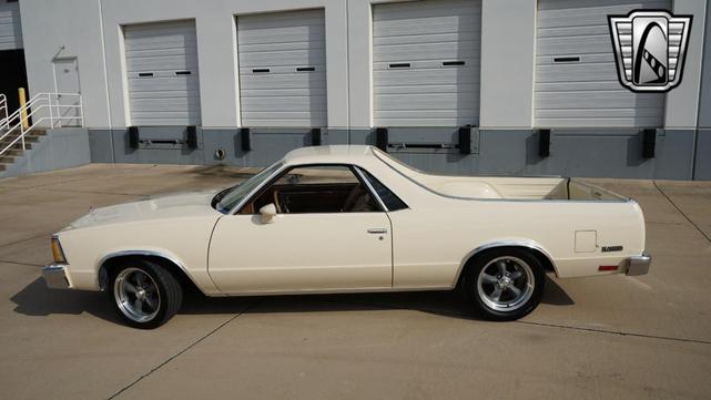 Photo of 1980 Cream Chevrolet El Camino
