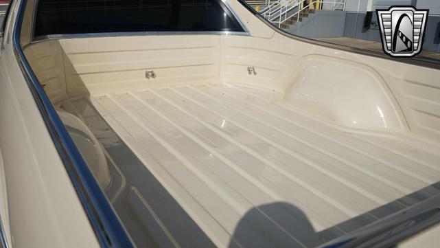 Photo of 1980 Cream Chevrolet El Camino