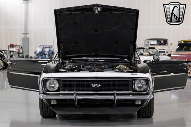 Photo of 1968 Black Chevrolet Camaro