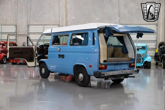 Photo of 1982 Blue Volkswagen Vanagon