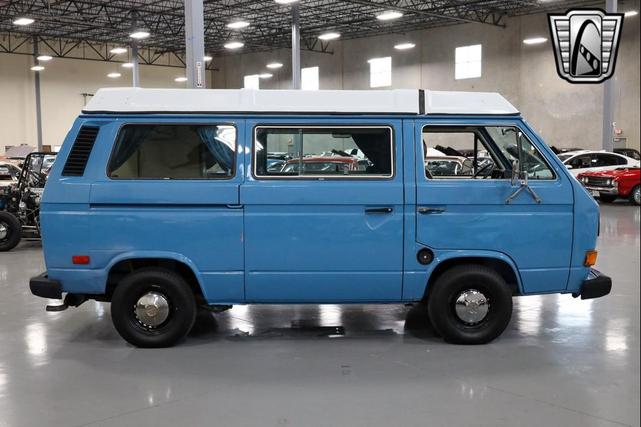 Photo of 1982 Blue Volkswagen Vanagon