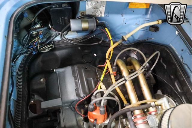 Photo of 1982 Blue Volkswagen Vanagon